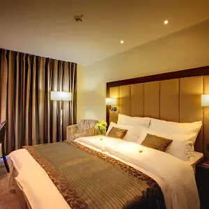 Favor 4*, Düsseldorf Duitsland